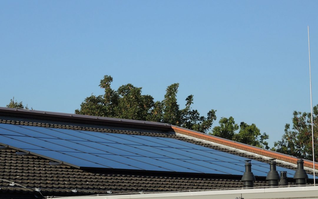 Bluehome plaatst zonnepanelen bij gemeente Korendijk
